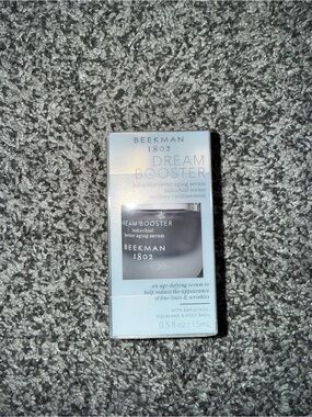 Beekman 1802 Dream Booster Bakuchiol Serum - pale blue and silver